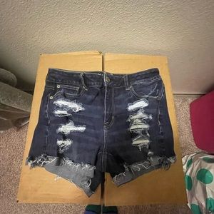 High rise American Eagle ripped shorts